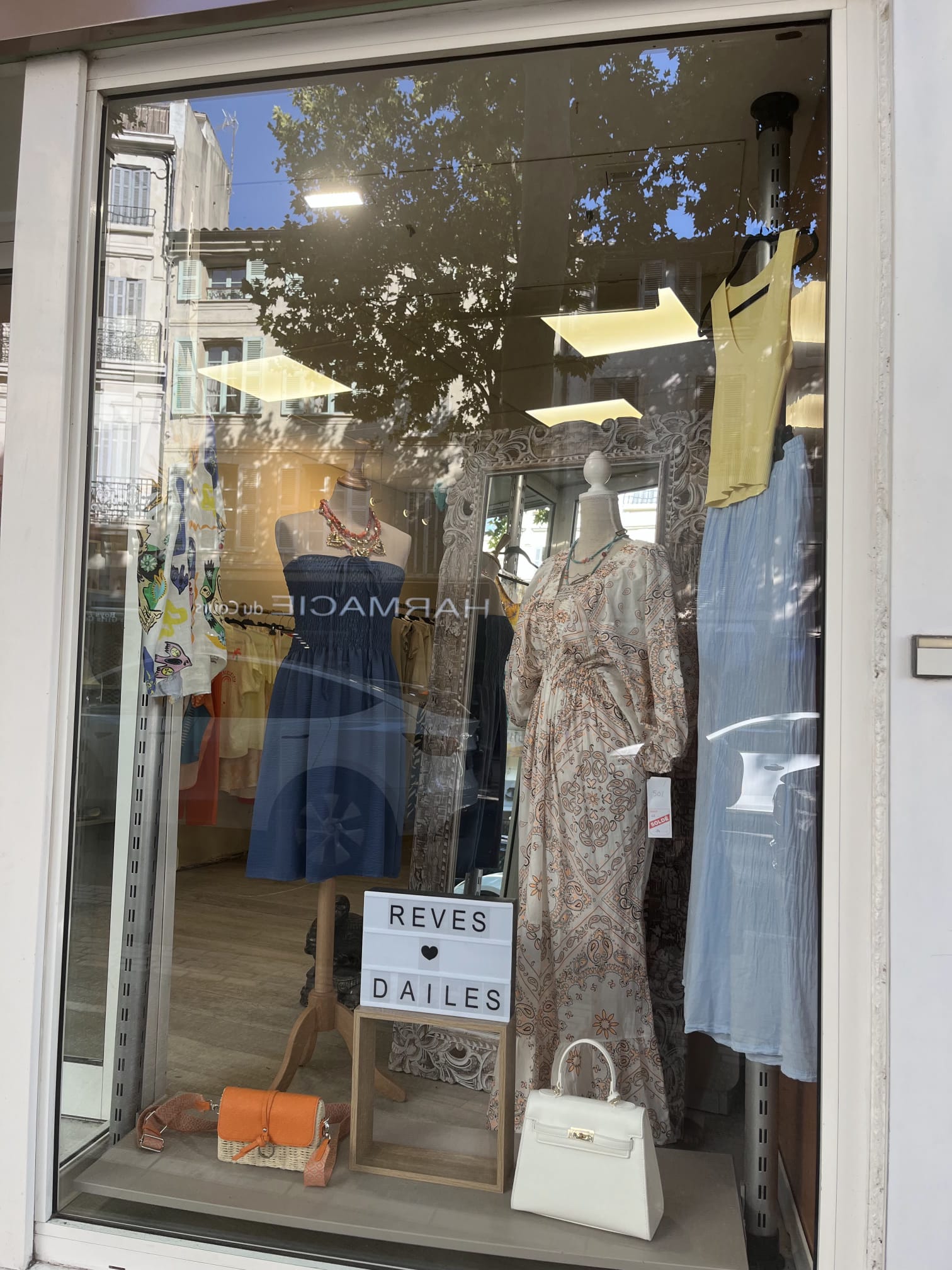 Vitrine - Collection Rose